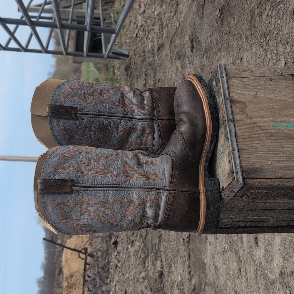 11D Twisted X men’s cowboy boots